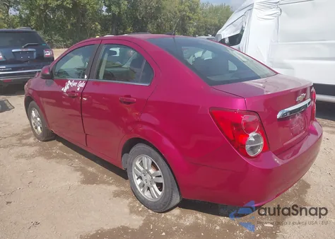 2014 Chevrolet Sonic Lt Manual z USA, uszkodzony, nr VIN 1G1JD5SH3E4128055